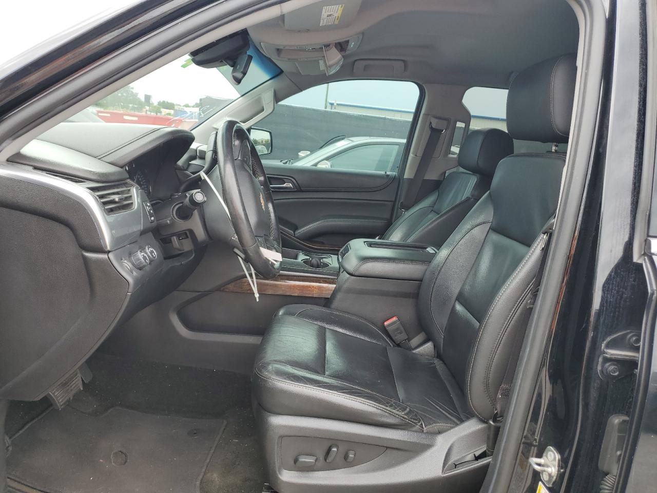 2018 Chevrolet Suburban K1500 Lt VIN: 1GNSKHKC4JR129985 Lot: 62950365