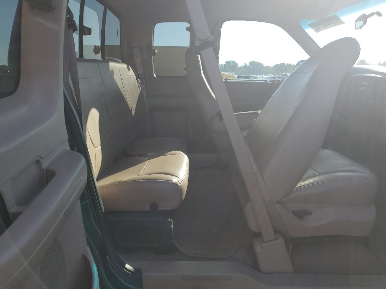 1998 Ford F150 VIN: 1FTZX1762WKA96875 Lot: 62563015