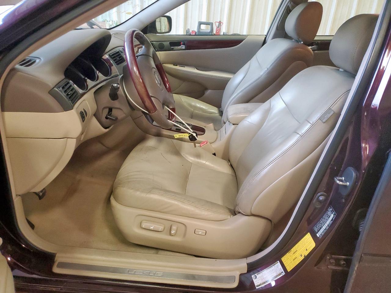 2004 Lexus Es 330 VIN: JTHBA30G845008388 Lot: 59624015