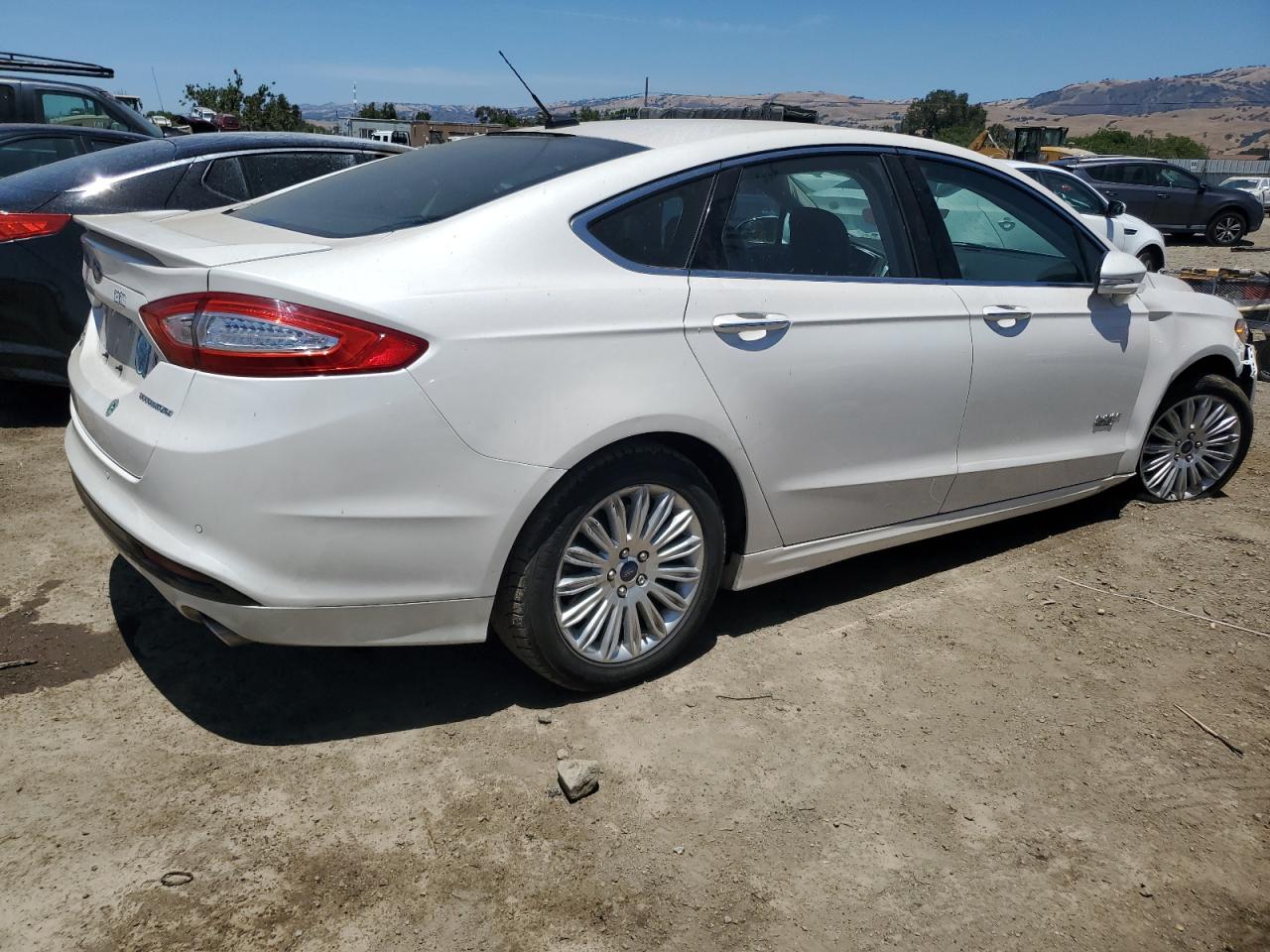 FORD FUSION 2014 VIN 3FA6P0SU8ER136802 photo 3