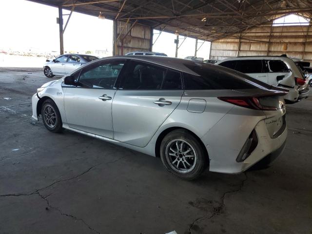  TOYOTA PRIUS 2018 Серебристый