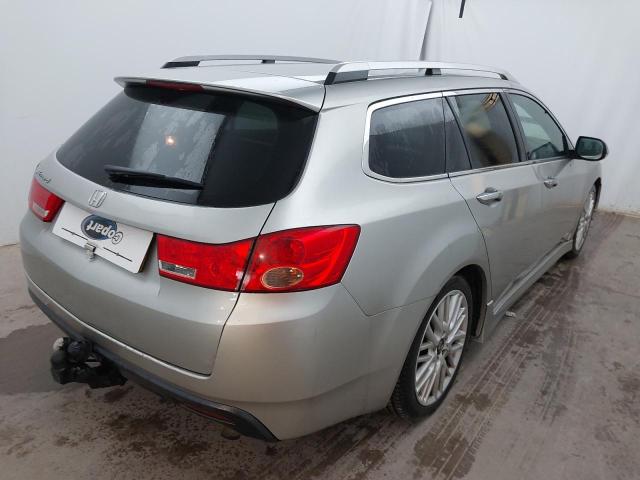 2010 HONDA ACCORD ES