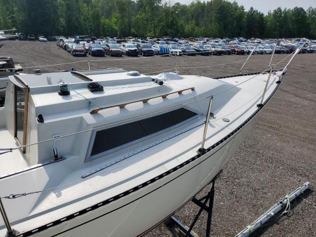 1985 SAIL BOAT BOAT  