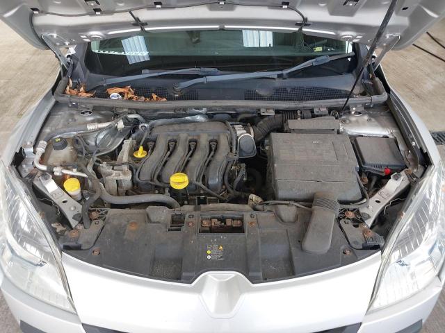 2011 RENAULT MEGANE DYN