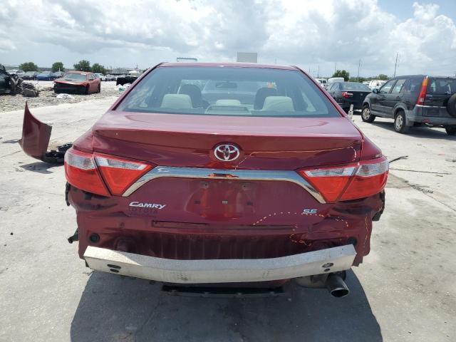 Седаны TOYOTA CAMRY 2015 Красный