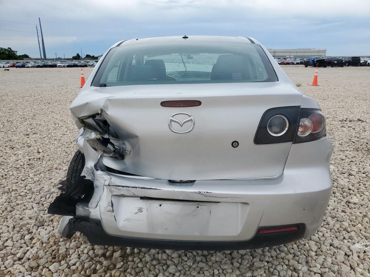 2008 Mazda 3 I VIN: JM1BK32F181185123 Lot: 69650455