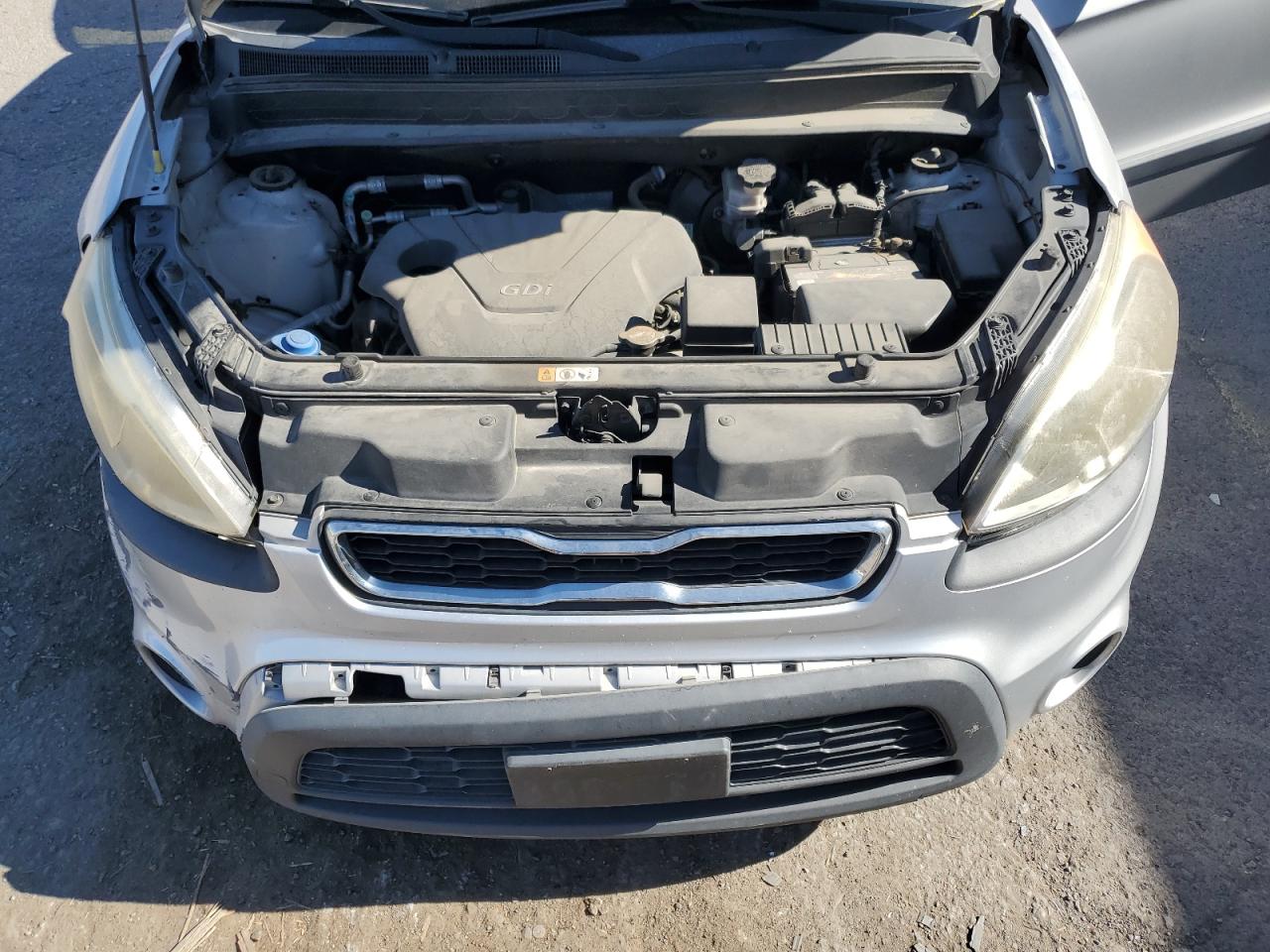 2012 Kia Soul VIN: KNDJT2A55C7377985 Lot: 62876735