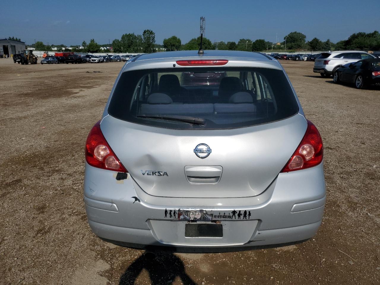 2008 Nissan Versa S VIN: 3N1BC13E18L404147 Lot: 62009055
