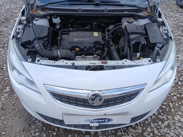 2011 VAUXHALL ASTRA ELIT