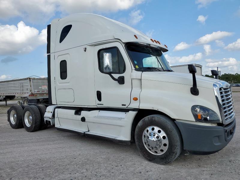 2012 Freightliner Cascadia 125 Semi Truck