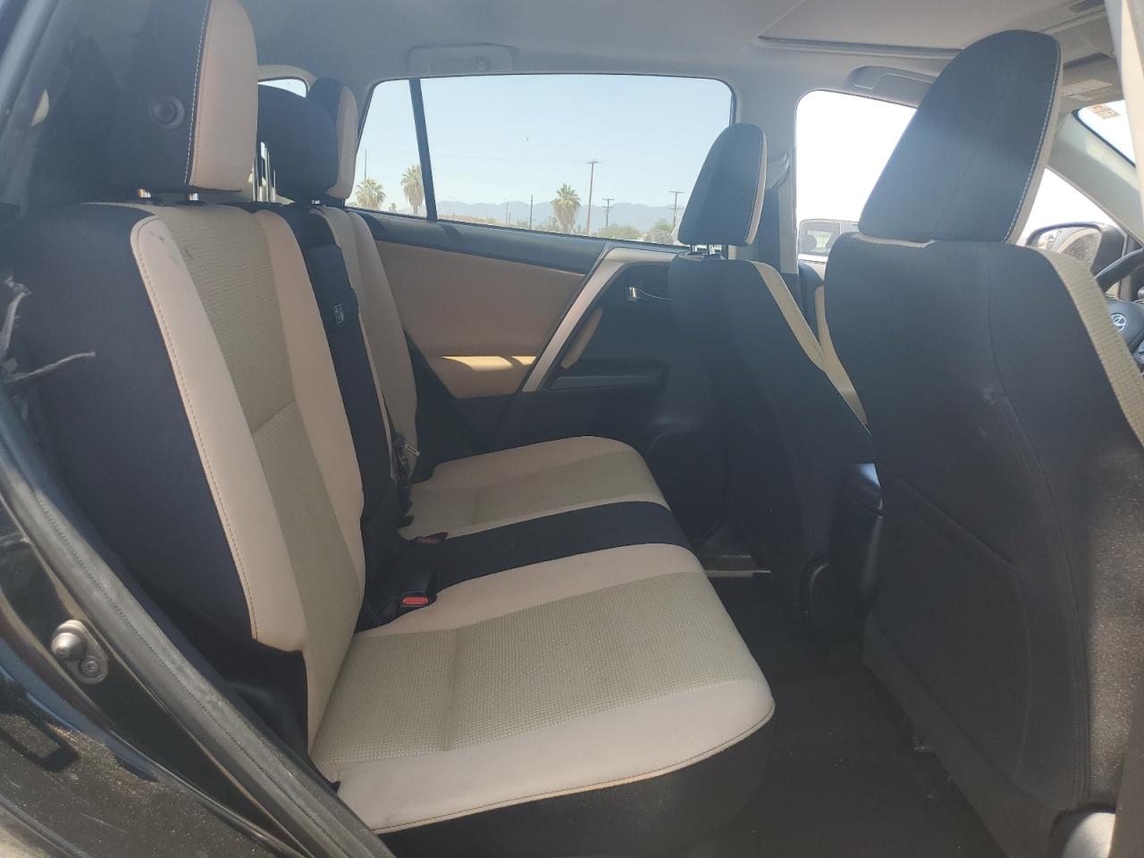 2017 Toyota Rav4 Hv Le VIN: JTMRJREV6HD127949 Lot: 62323755