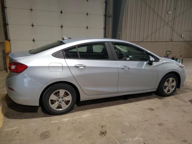  CHEVROLET CRUZE 2018 Srebrny