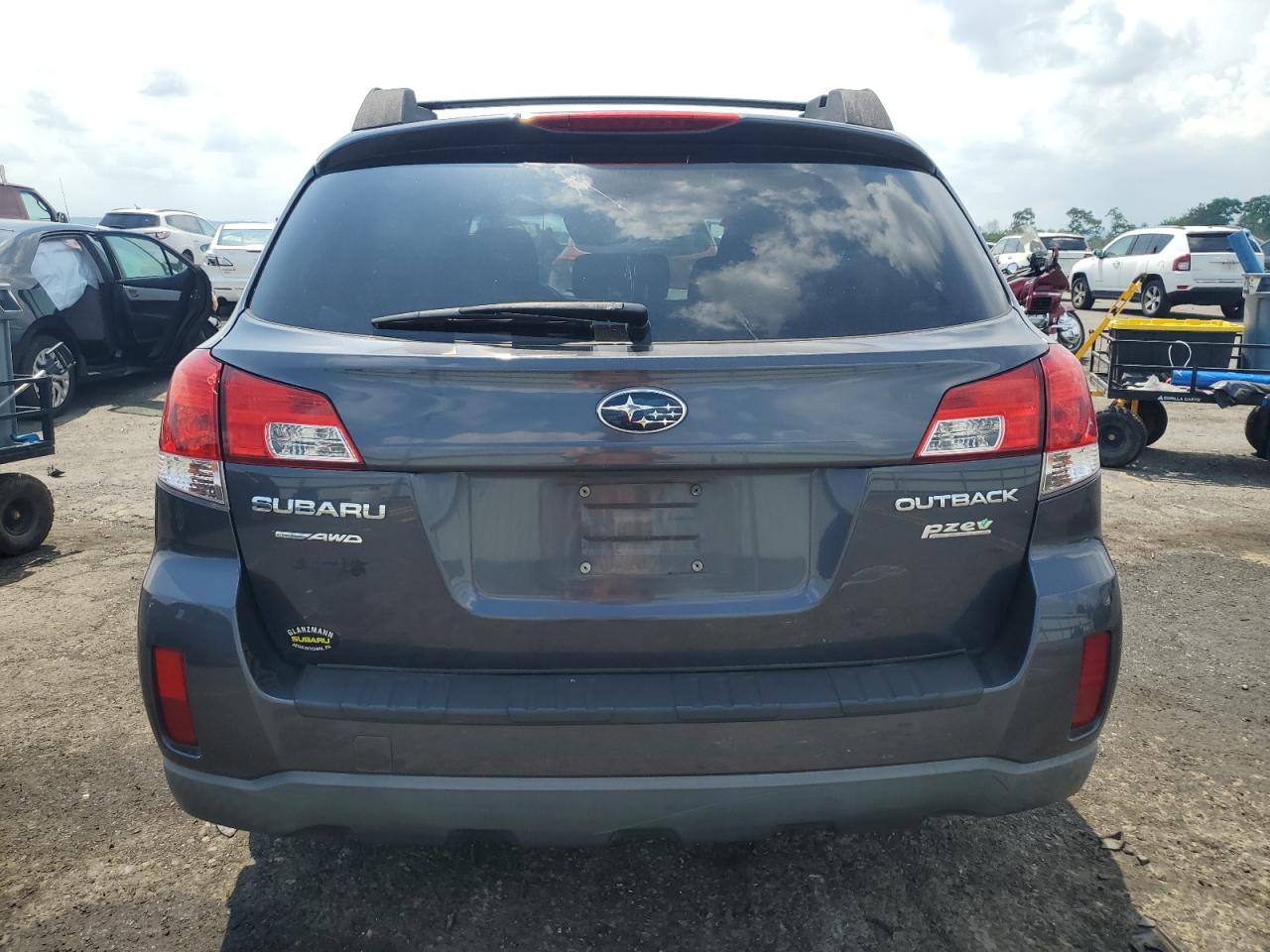 2013 Subaru Outback 2.5I Premium VIN: 4S4BRBCC8D3232927 Lot: 63192545