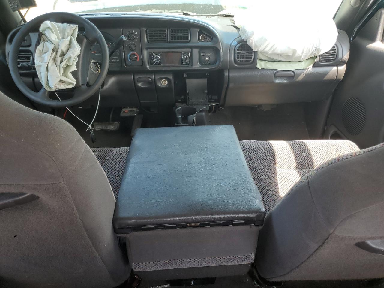 1998 Dodge Ram 2500 VIN: 1B7KC2367WJ252164 Lot: 61087185