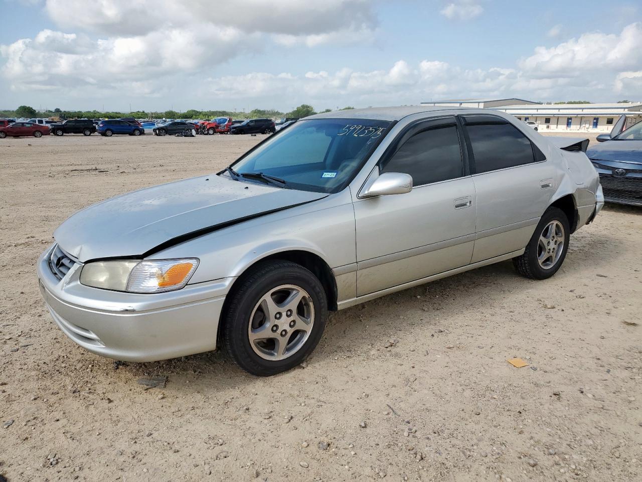2000 Toyota Camry Ce იყიდება San Antonio-ში, TX - Rear End