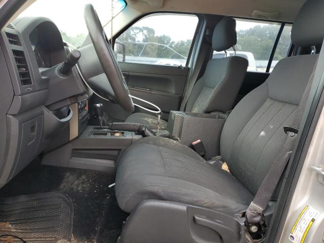  JEEP LIBERTY 2012 Серебристый