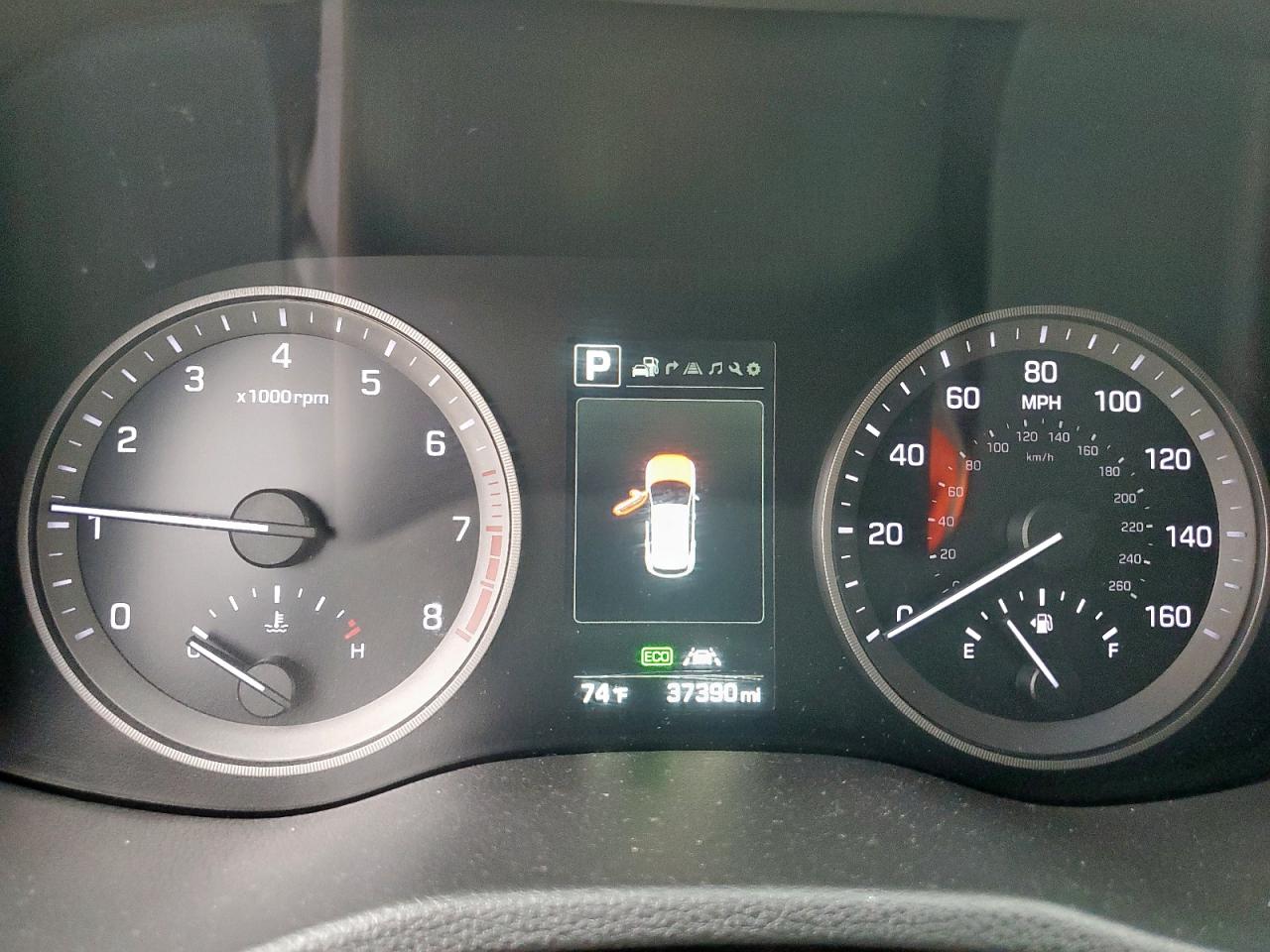 HYUNDAI TUCSON 2016 VIN KM8J33A22GU182618 фото 9