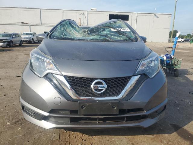  NISSAN VERSA 2017 Серебристый