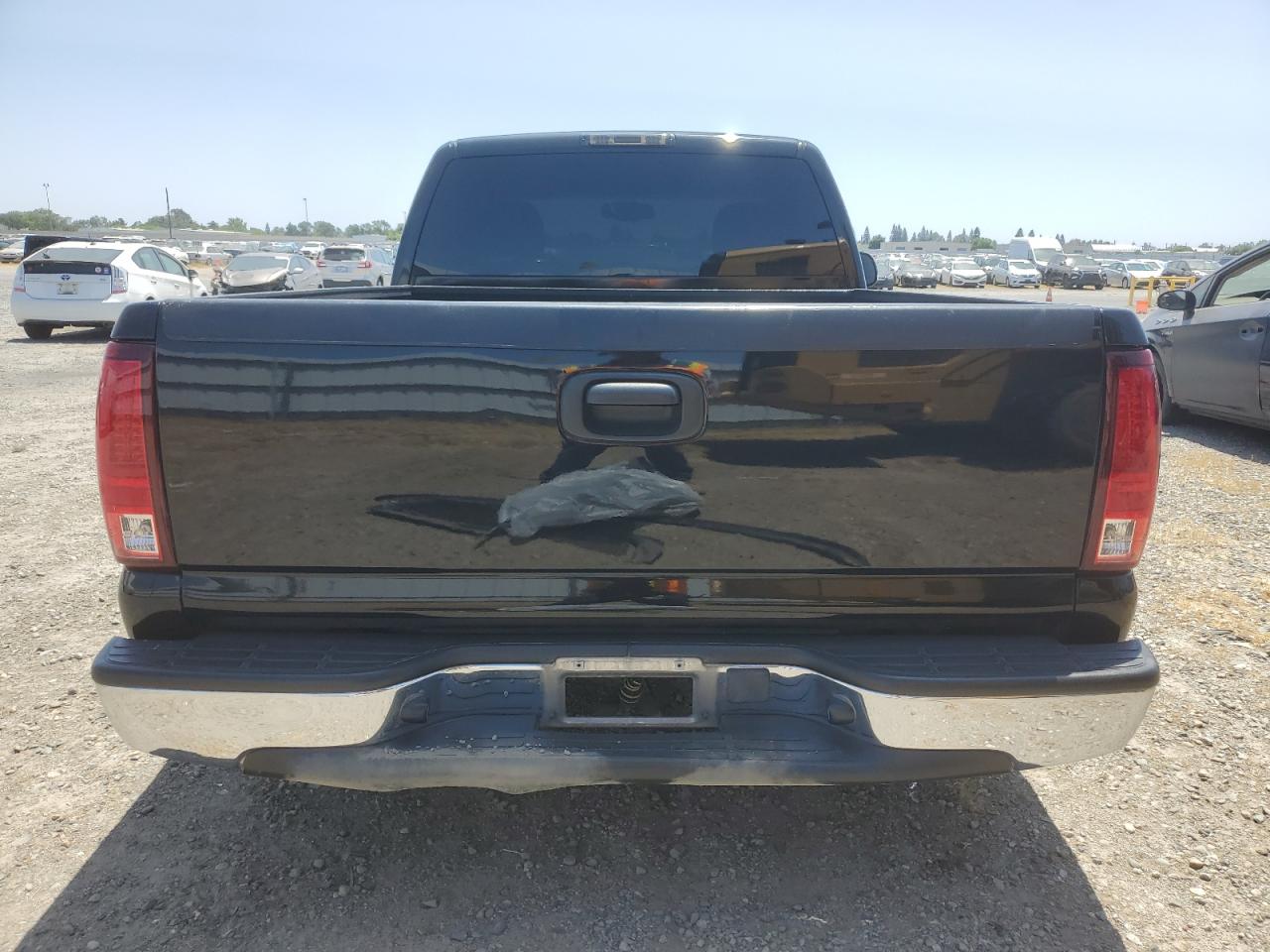 2005 GMC New Sierra C1500 VIN: 1GTEC14VX5Z327081 Lot: 59348755
