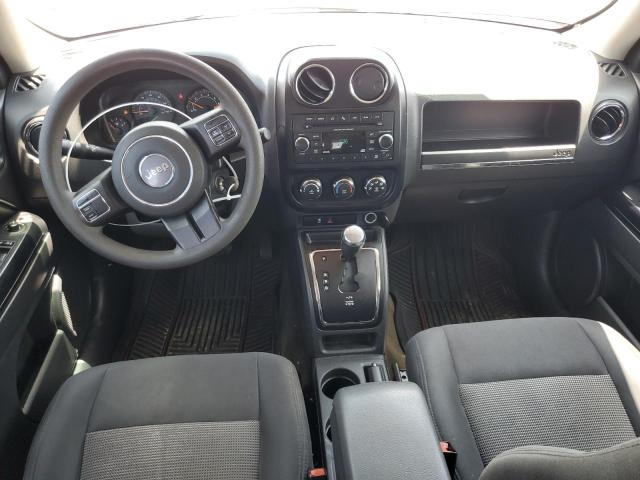  JEEP PATRIOT 2016 Czerwony