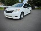 2014 Toyota Sienna  იყიდება North Billerica-ში, MA - Minor Dent/Scratches