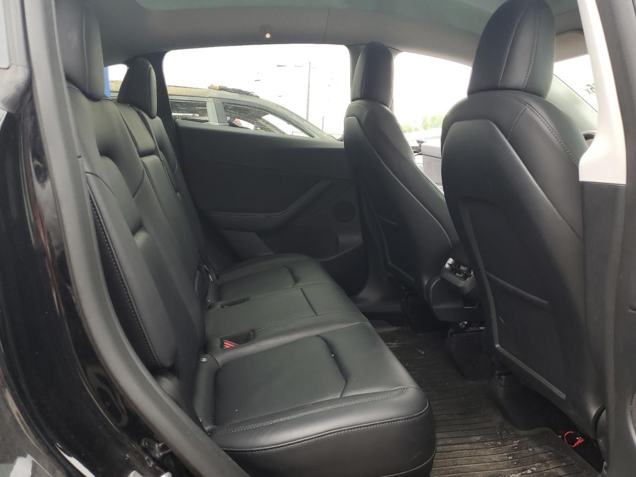 2022 Tesla Model Y VIN: 7SAYGDEE4NF449624 Lot: 61930345