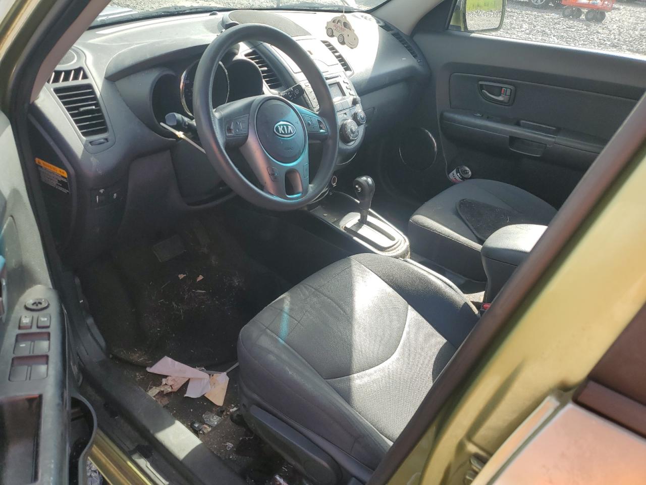 2010 Kia Soul + VIN: KNDJT2A26A7175143 Lot: 58868855