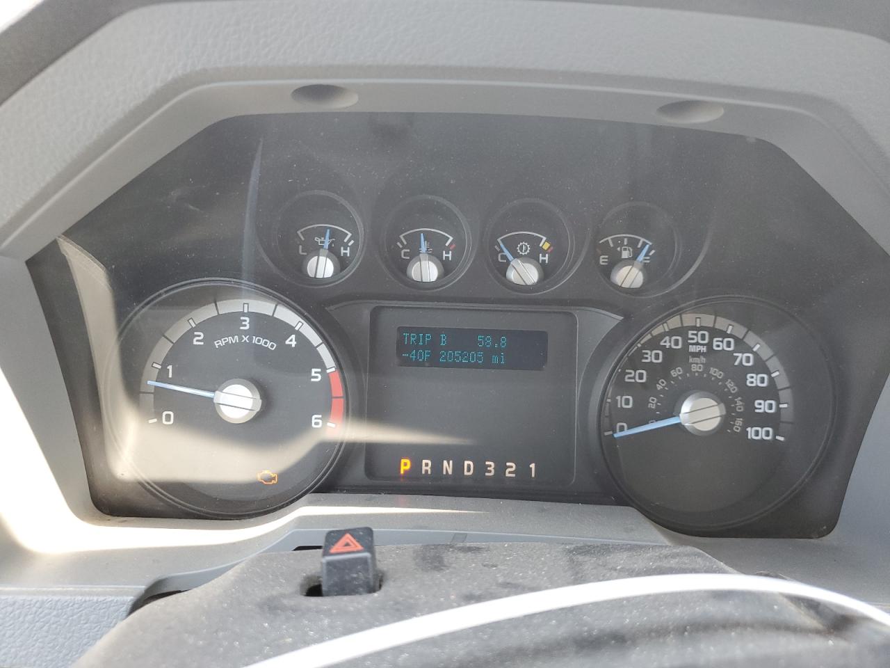 2015 Ford F450 Super Duty VIN: 1FDUF4HY9FEA17257 Lot: 58796425