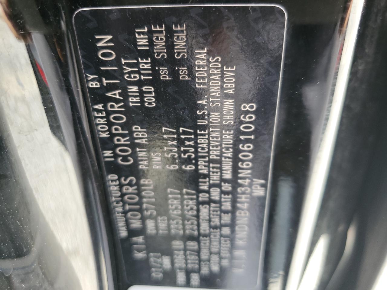 2022 Kia Carnival Lx VIN: KNDNB4H34N6061068 Lot: 61532965