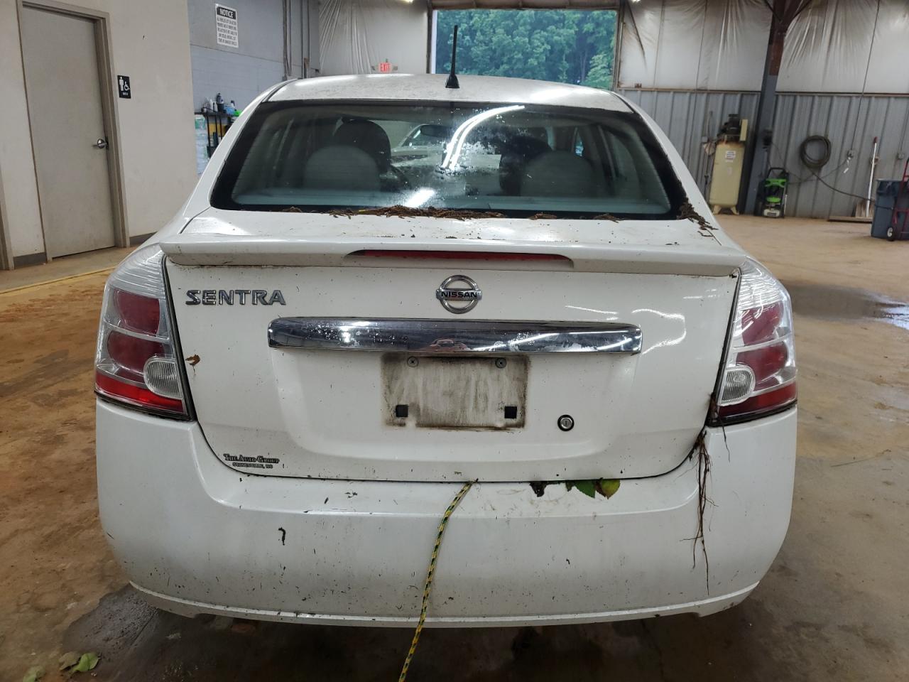 2011 Nissan Sentra 2.0 VIN: 3N1AB6AP8BL698864 Lot: 58516455