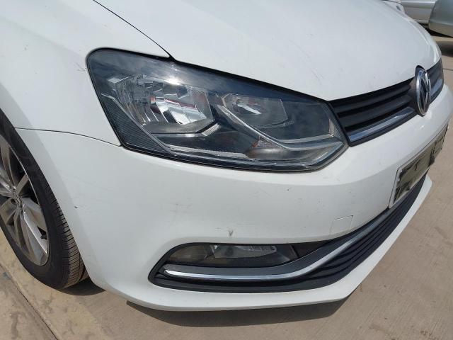 2015 VOLKSWAGEN POLO SE