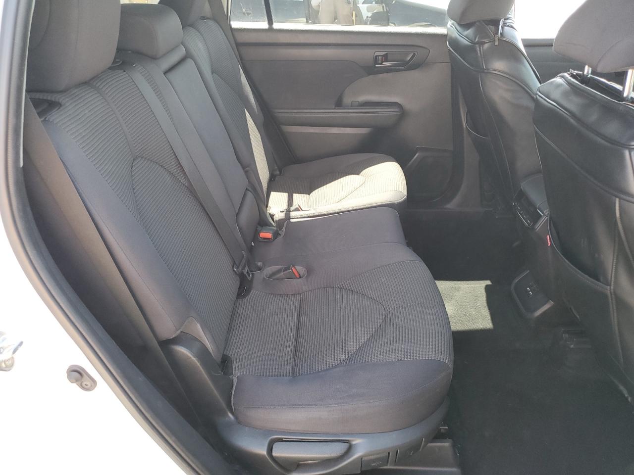 2021 Toyota Highlander L VIN: 5TDZZRAH3MS074618 Lot: 60868955