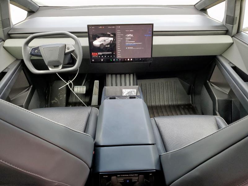 2024 TESLA CYBERTRUCK   