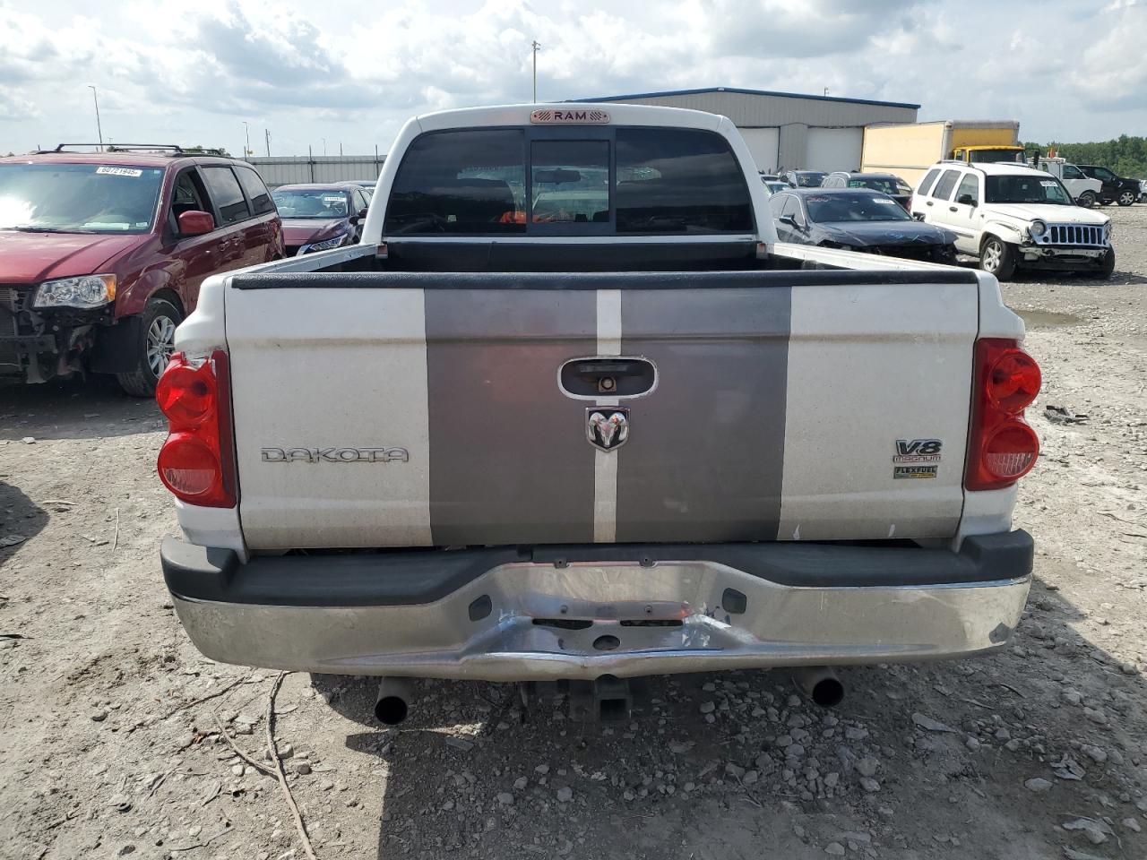 2007 Dodge Dakota Quad VIN: 1D7HE28P07S265071 Lot: 60628275