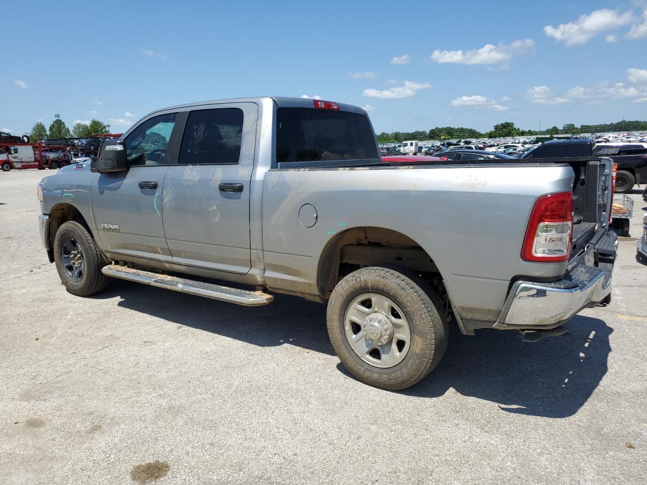 RAM 2500 2024 VIN 3C6UR5DJ0RG353863 photo 2