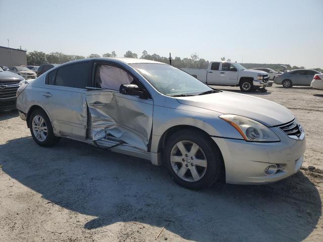 Sedans NISSAN ALTIMA 2012 Srebrny