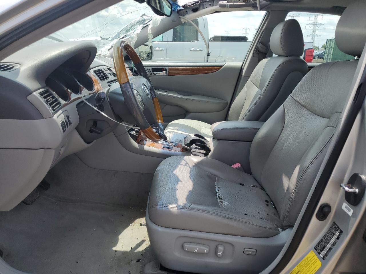 2005 Lexus Es 330 VIN: JTHBA30G455126648 Lot: 61648195