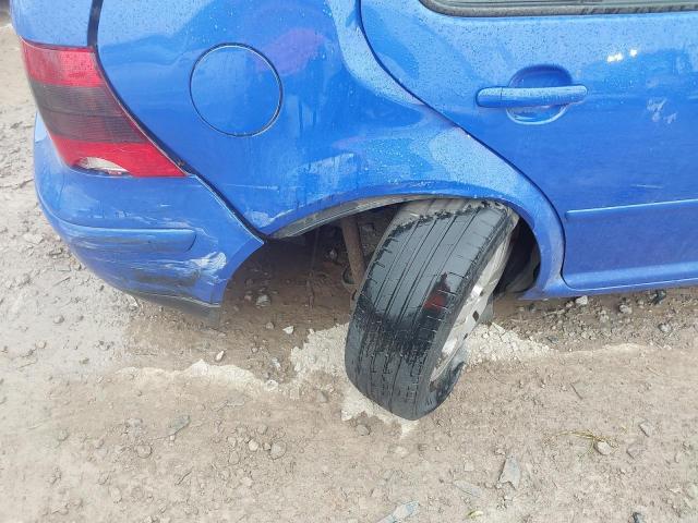 2003 VOLKSWAGEN GOLF GT TD