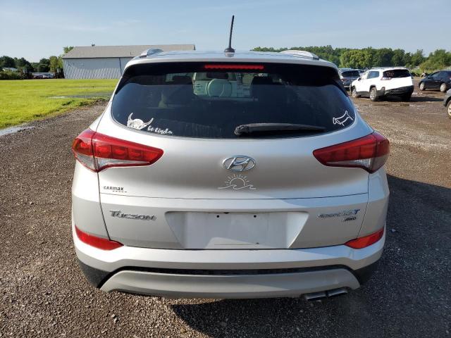  HYUNDAI TUCSON 2017 Silver