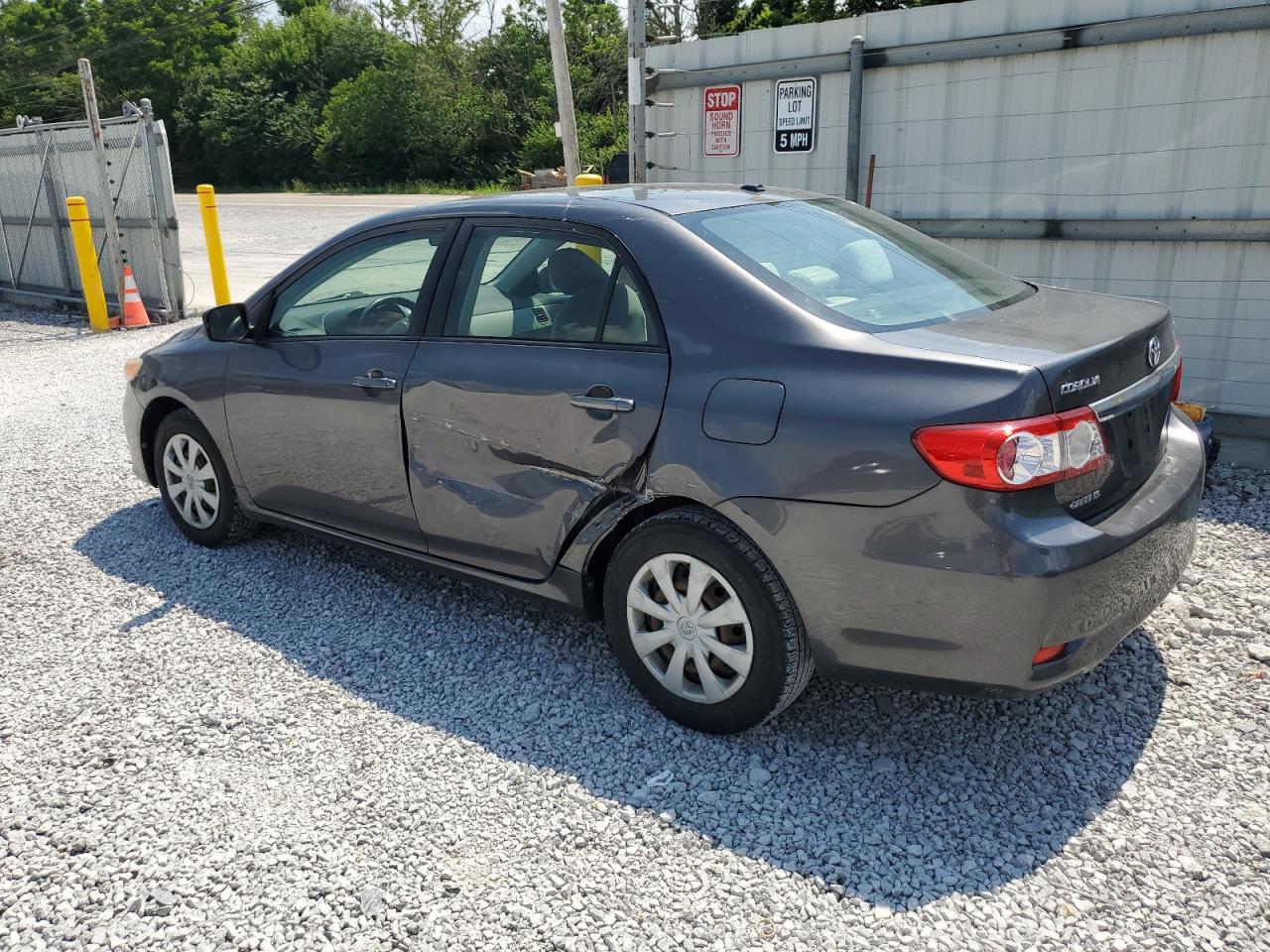 TOYOTA COROLLA 2011 VIN JTDBU4EE8BJ100014 фото 2