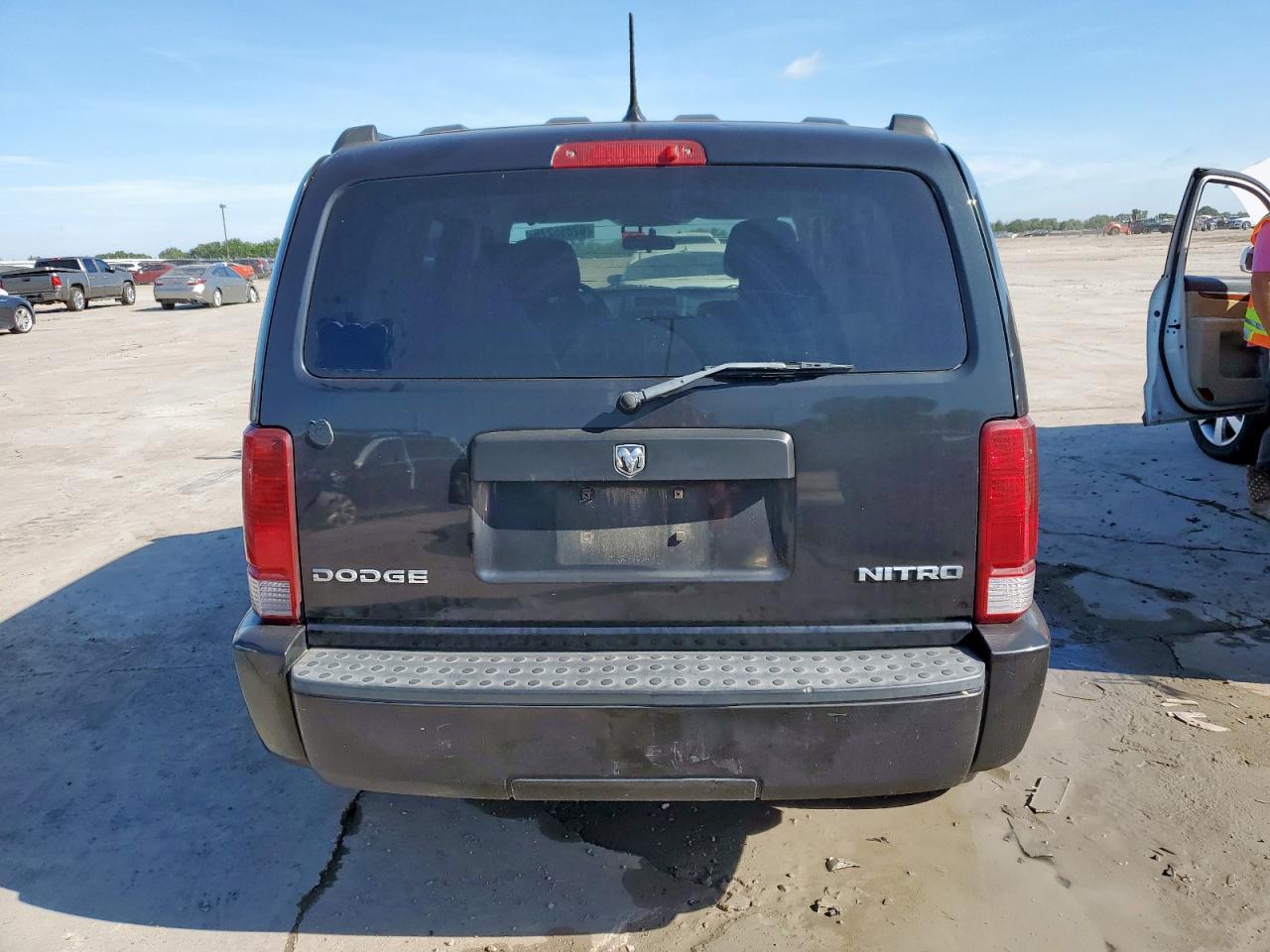2011 Dodge Nitro Heat VIN: 1D4PT4GK5BW602318 Lot: 62855275