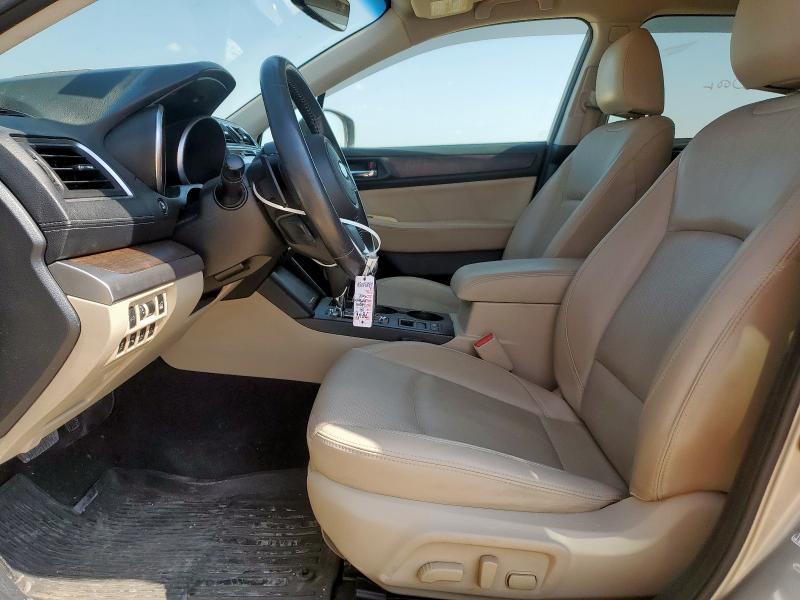  SUBARU OUTBACK 2018 Beige