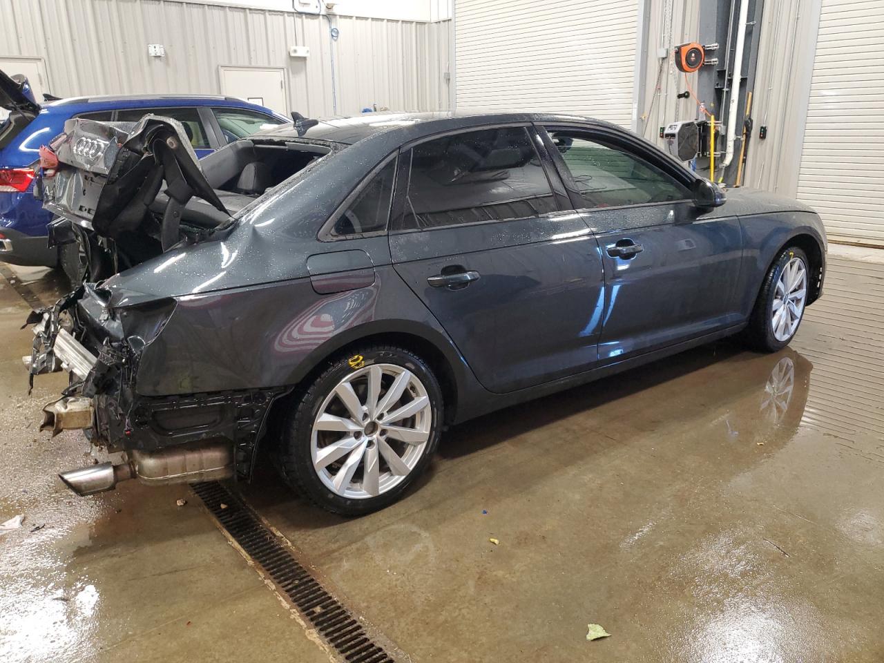 2017 Audi A4 Ultra Premium charcoal null gas WAUGMAF43HN037316 photo #4