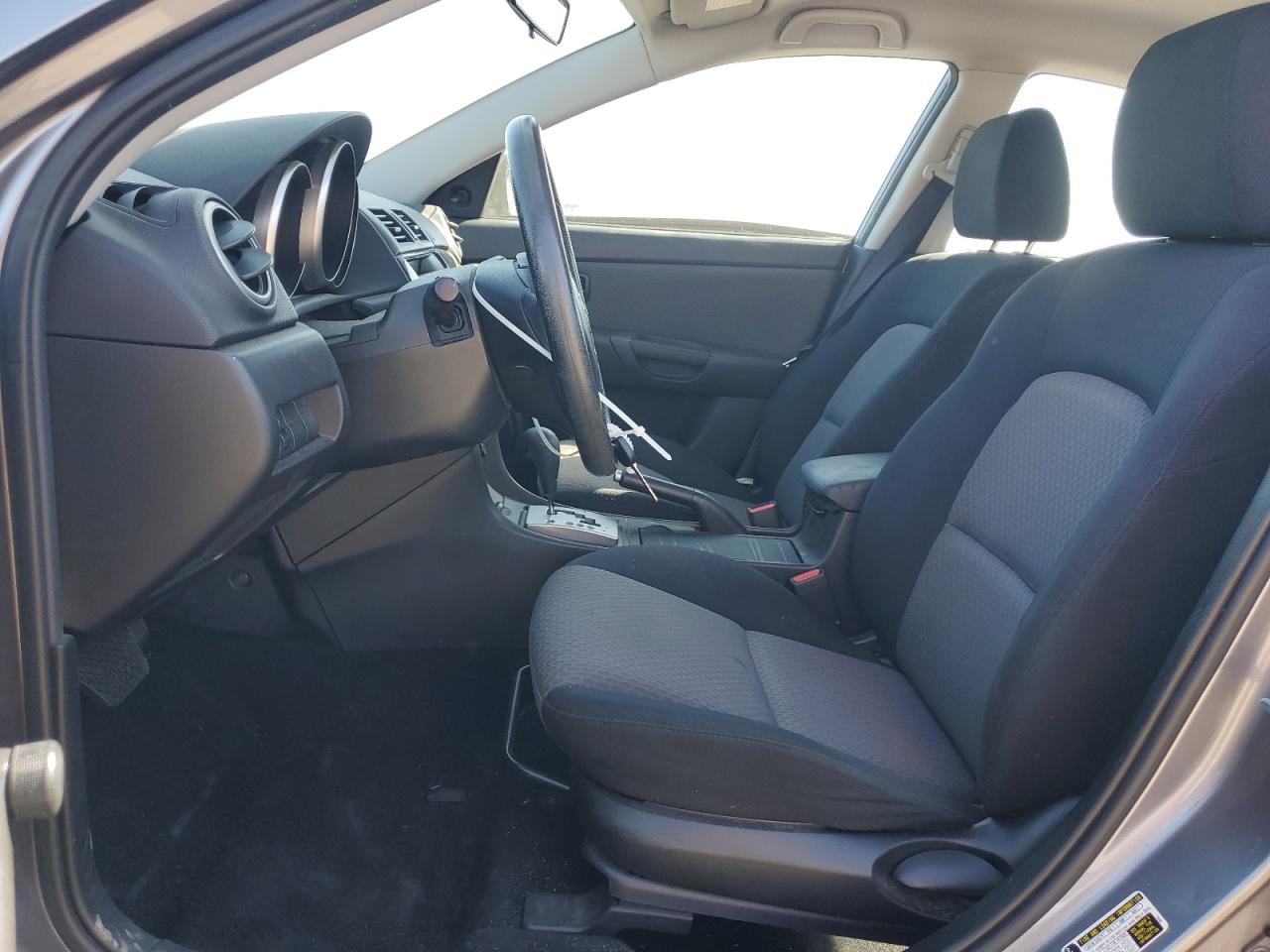 2006 Mazda 3 I VIN: JM1BK12G061468669 Lot: 63051135