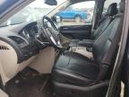 2016 Chrysler Town & Country Touring zu verkaufen in Woodhaven, MI - Side