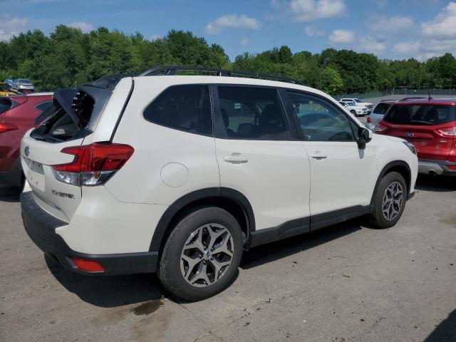  SUBARU FORESTER 2024 Biały