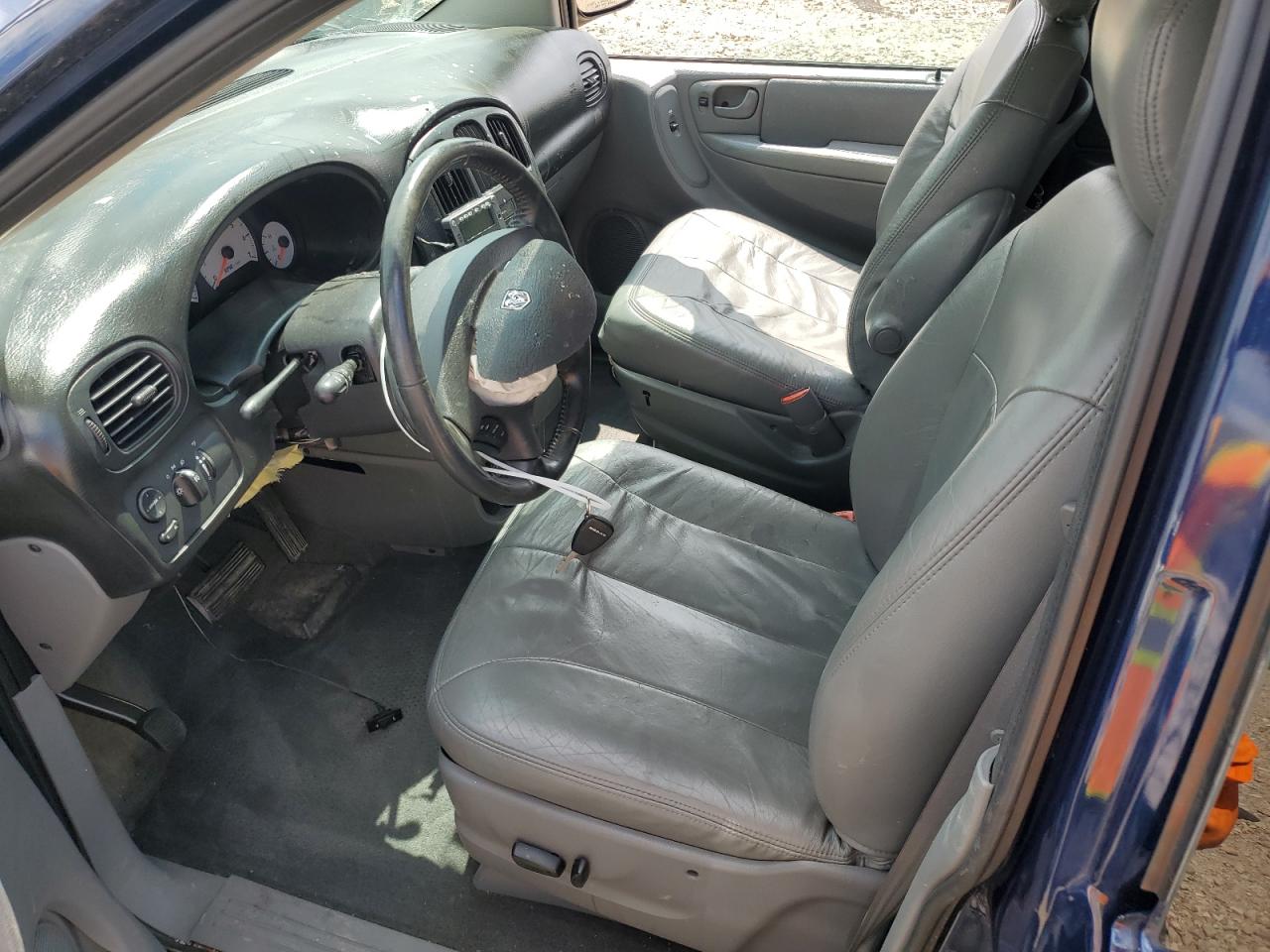 2005 Dodge Grand Caravan Sxt VIN: 2D4GP44L95R424704 Lot: 61243925
