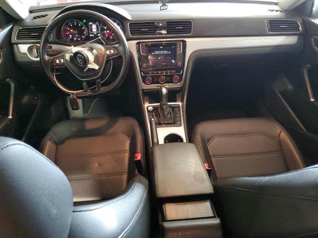  VOLKSWAGEN PASSAT 2019 Сірий