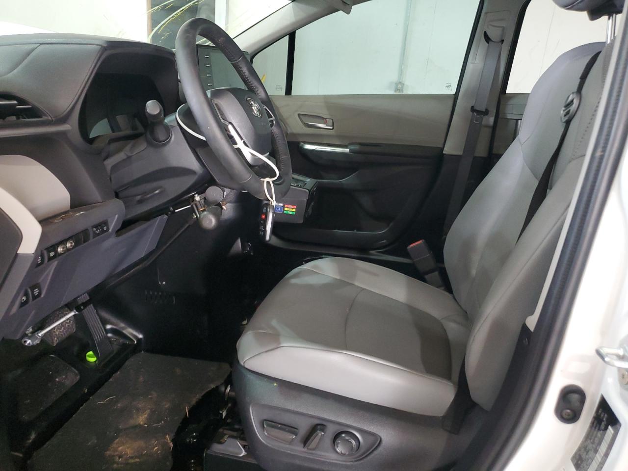 2023 Toyota Sienna Xle VIN: 5TDJRKECXPS144896 Lot: 62454675