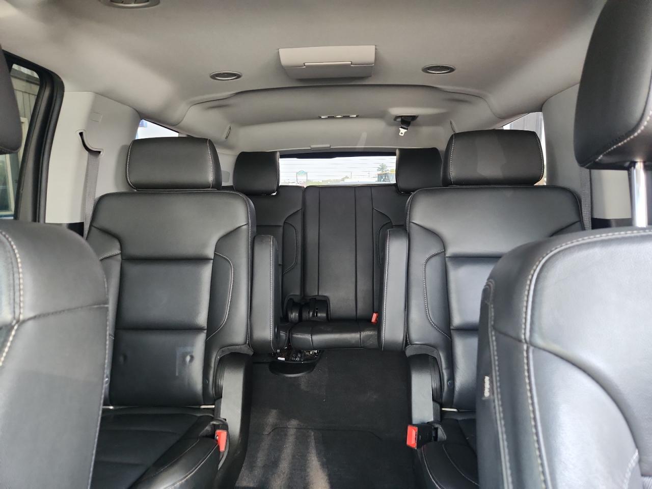 2019 Chevrolet Suburban C1500 Lt VIN: 1GNSCHKC3KR127871 Lot: 58317055